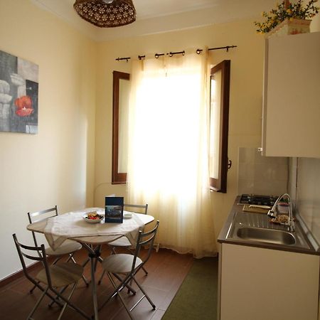 Bovio Guest House Castellammare del Golfo Buitenkant foto