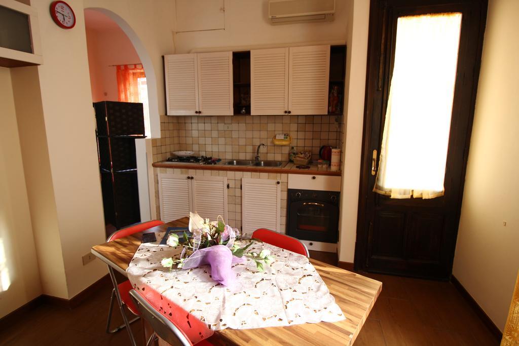 Bovio Guest House Castellammare del Golfo Buitenkant foto